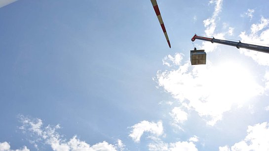  Eröffnungsfest des Windparks Spannberg IV - Kranfahrt